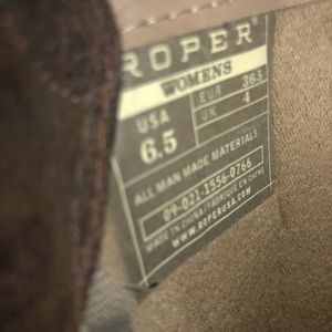 Roper women’s cowboy boots